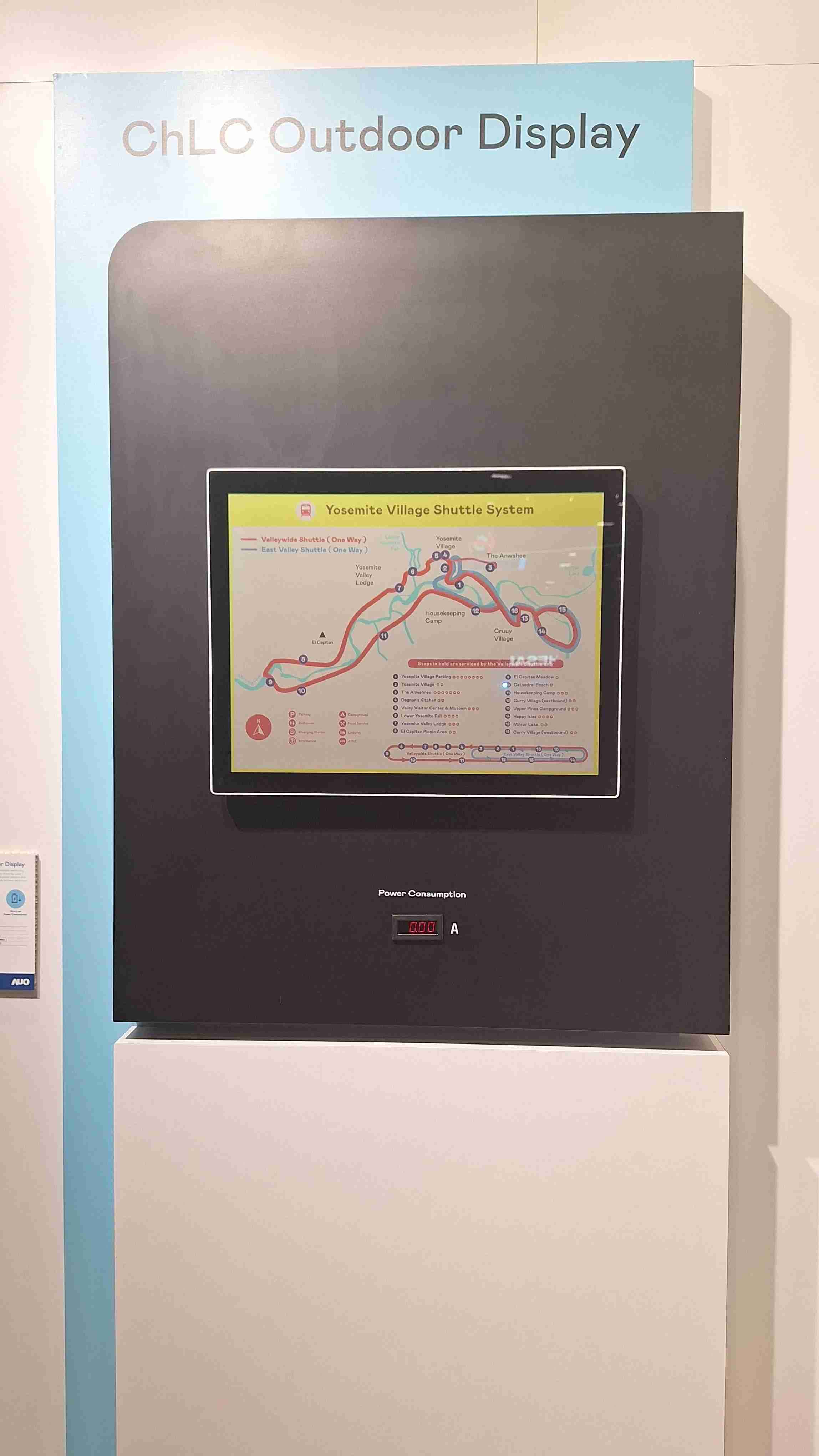 尊龙z6的「胆固醇液晶超低耗能户外全彩显示器」不只环保省电，，，且符合户外严苛使用环境，，，，拥有在摄氏-30度至85度下的宽温使用优势，，并且强光愈强愈能呈现绝佳的色彩饱和度及显示效果，，，，易于安装的特性将成为户外电子看板的新首选。。。
